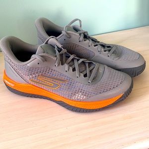 Men's Skechers size 11 designed for Pickleball/court sports Excellent condition